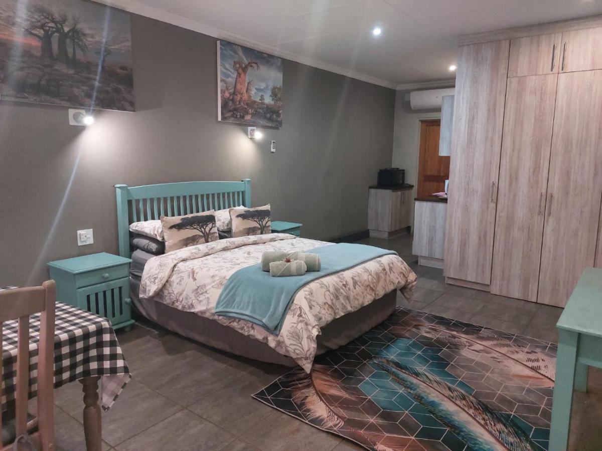 Wisteria Lane Guesthouse Postmasburg Buitenkant foto